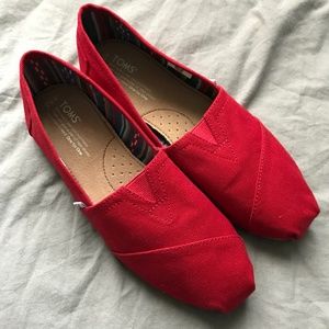 TOMS Alpargata.  NWOT